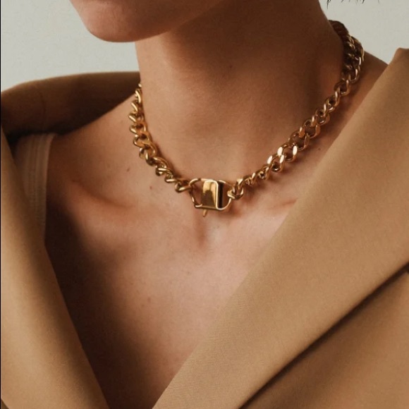 Clasp Chain necklace - Picture 3 of 5